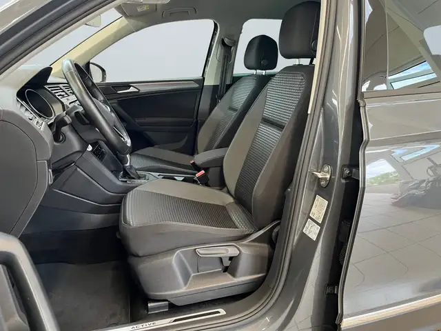 Volkswagen Tiguan view 7