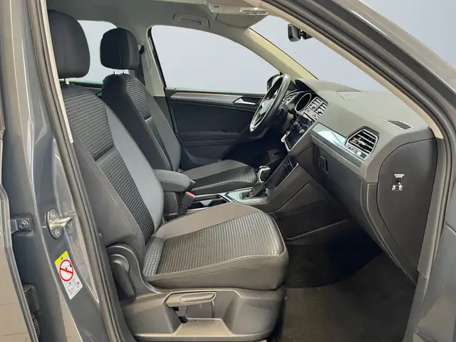Volkswagen Tiguan view 10