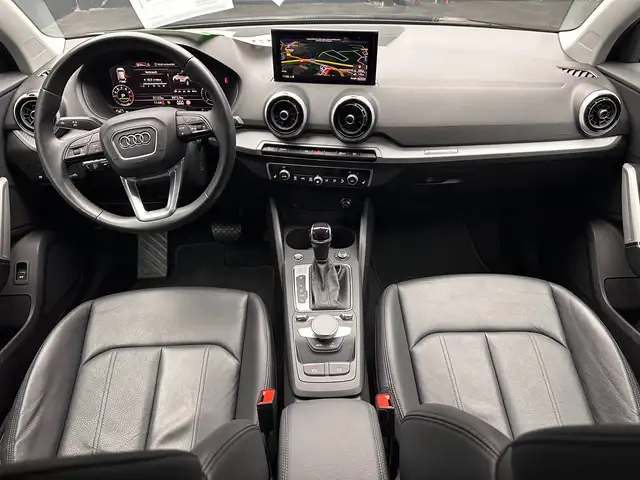 Audi Q2 view 12