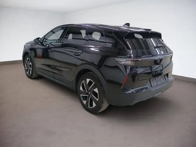 Opel Grandland view 4