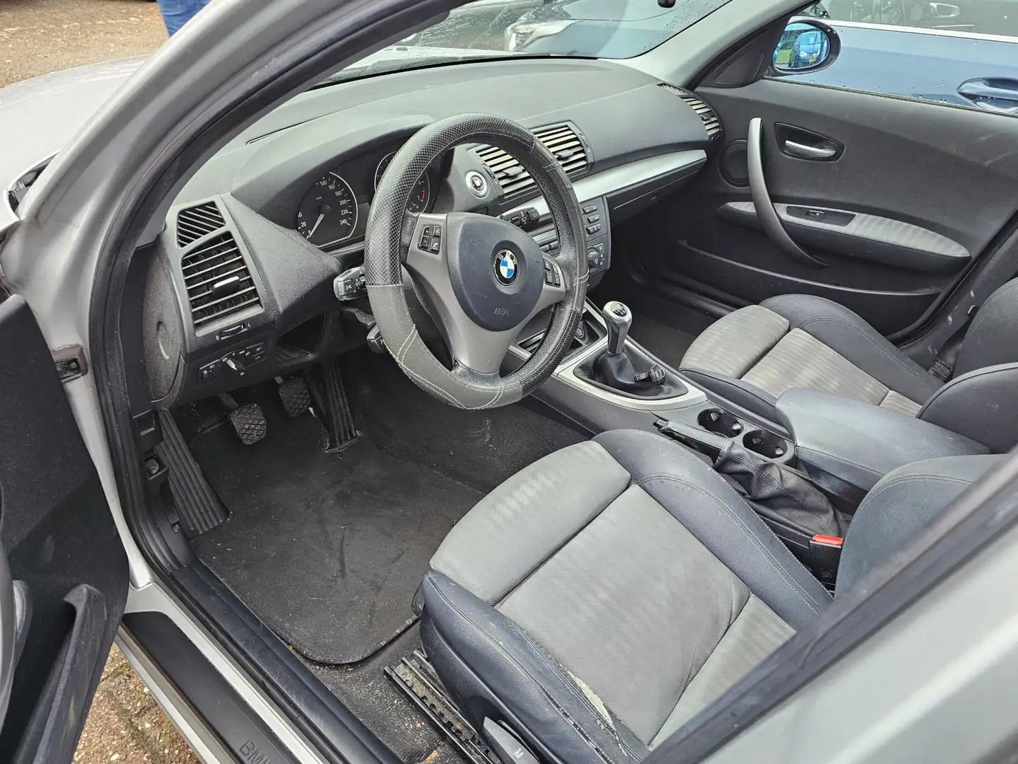 BMW 116 1-serie 116i Executive EXPORT Gris - 2