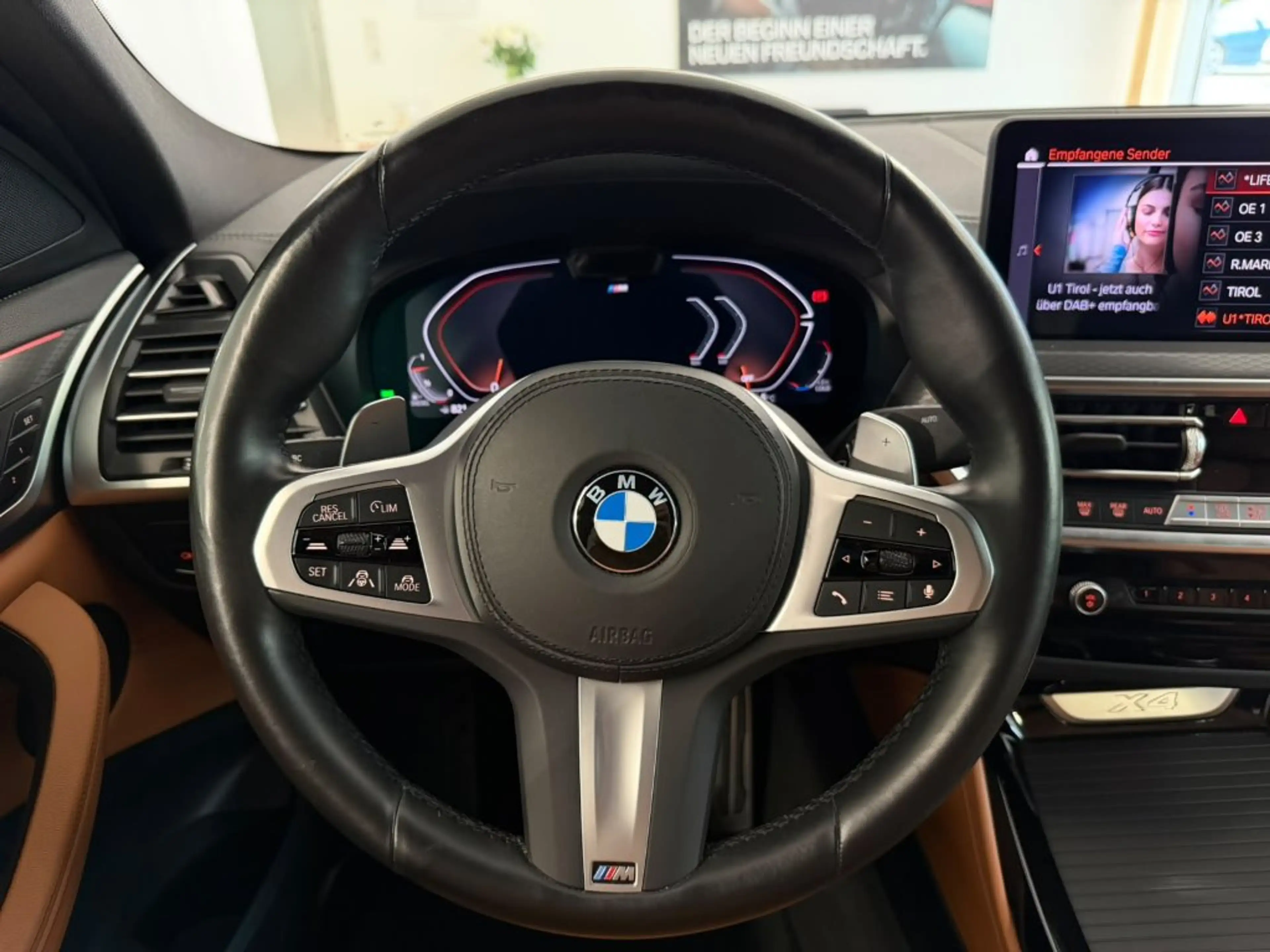 BMW X4 xDrive 30d — photo 8