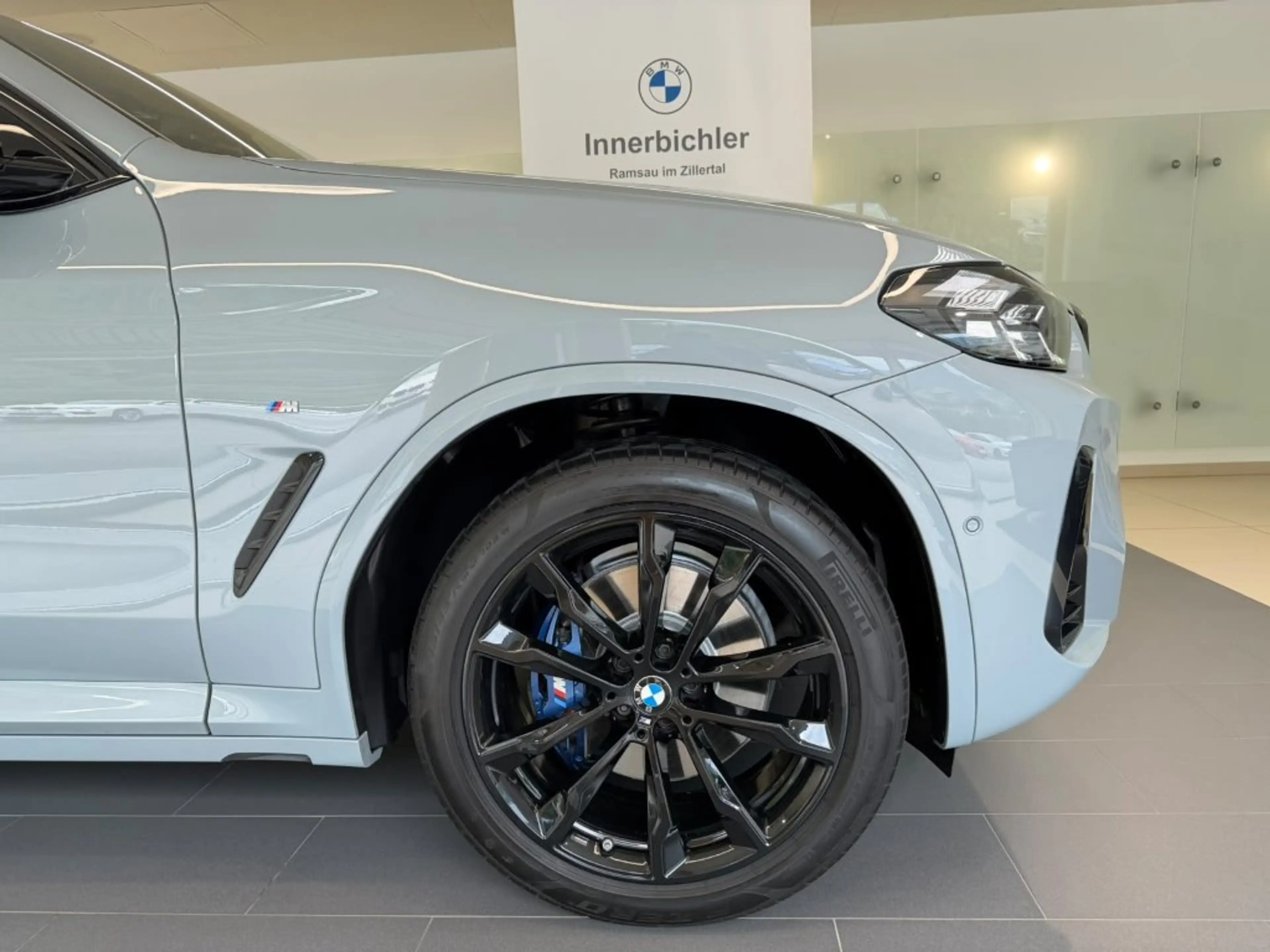 BMW X4 xDrive 30d — photo 2