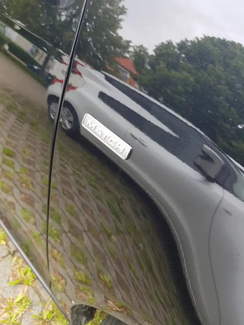 Volkswagen Golf Variant 2.0 TDI DPF DSG MATCH - 2
