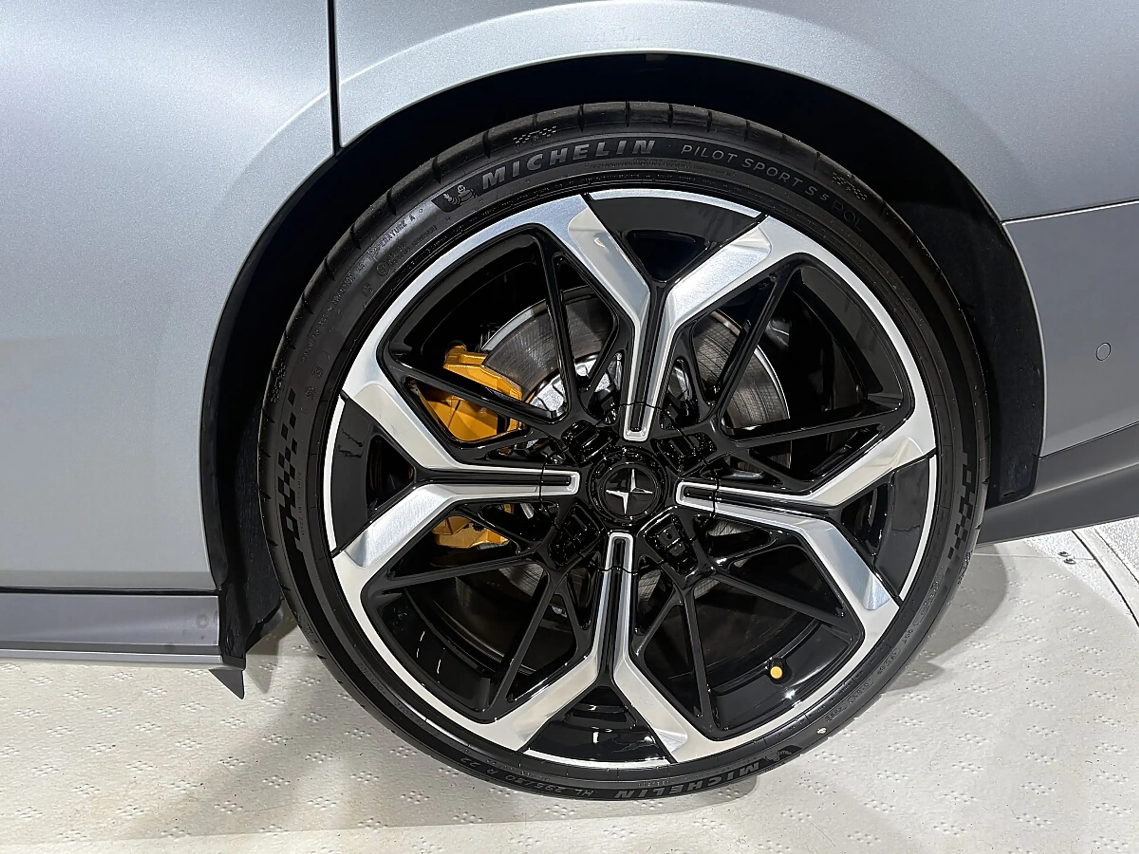 Polestar Others Polestar 5 Performance 112kWh Launch Edition — photo 10