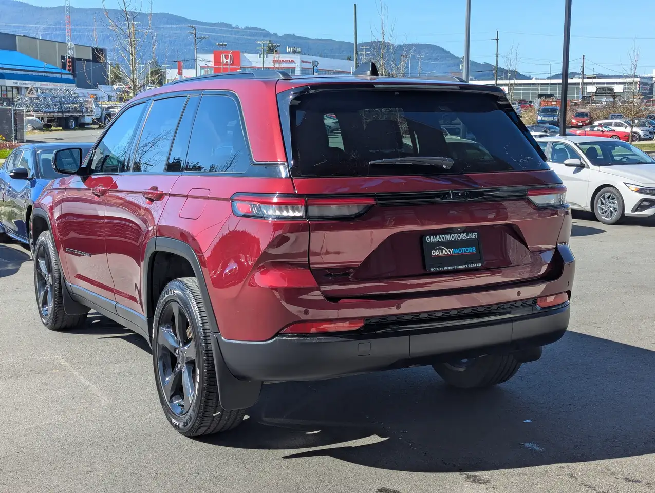 Jeep Grand Cherokee снимка Jeep Grand Cherokee