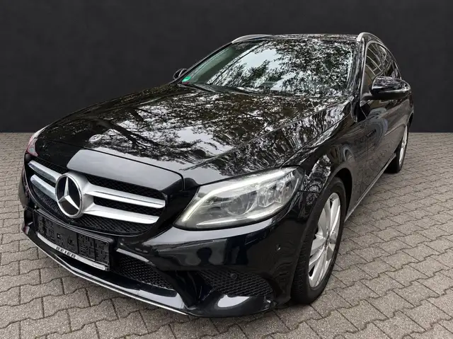 Mercedes-Benz C 200 * LEDER * NAVI * LED *