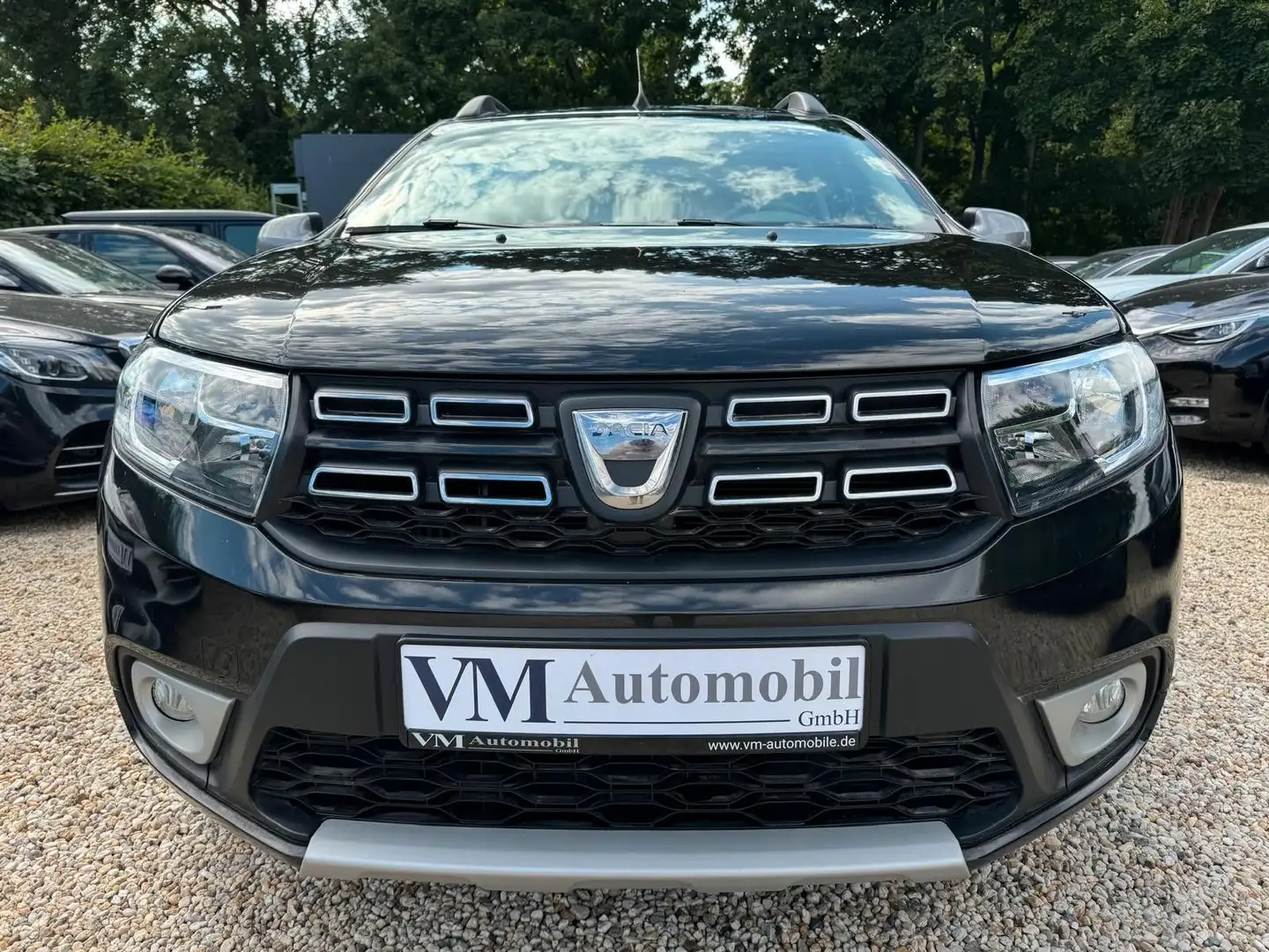 Dacia Logan MCV Stepway Navi*Tempomat*Klima Schwarz - 2