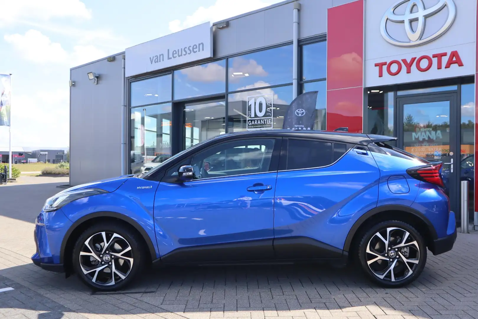 Toyota C-HR 1.8 HYBRID FIRST EDITION LED-PAKKET APPLE/ANDROID Bleu - 2