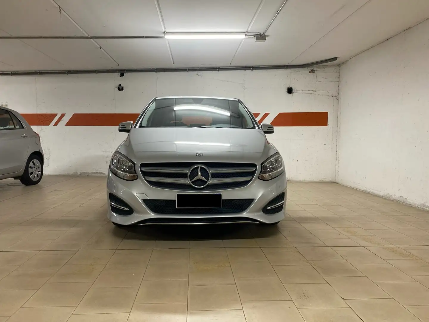 Mercedes-Benz B 180 B 180 d (cdi) Executive AUTOMATIC FL E6 Argento - 2