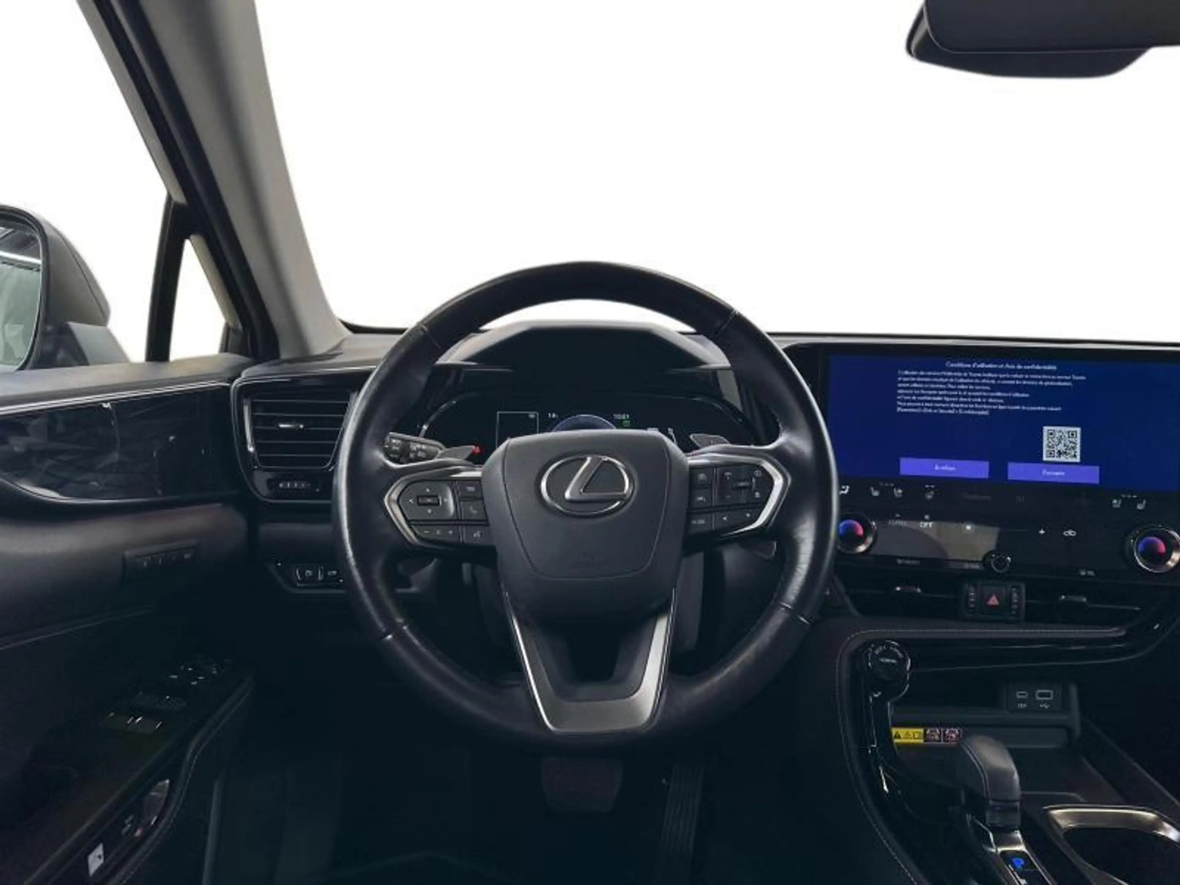 Lexus NX 450h+ Executive Line PHEV — photo 8