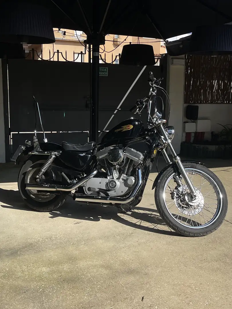 Harley-Davidson XL 883 Negro - 2