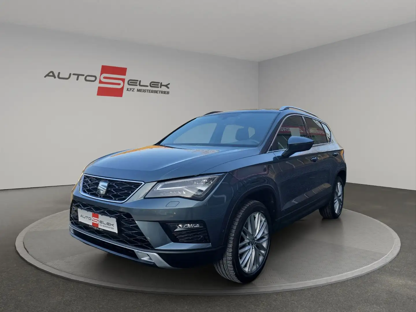 SEAT Ateca Xcellence+LED+Navi+PDC+Kamera Grau - 1