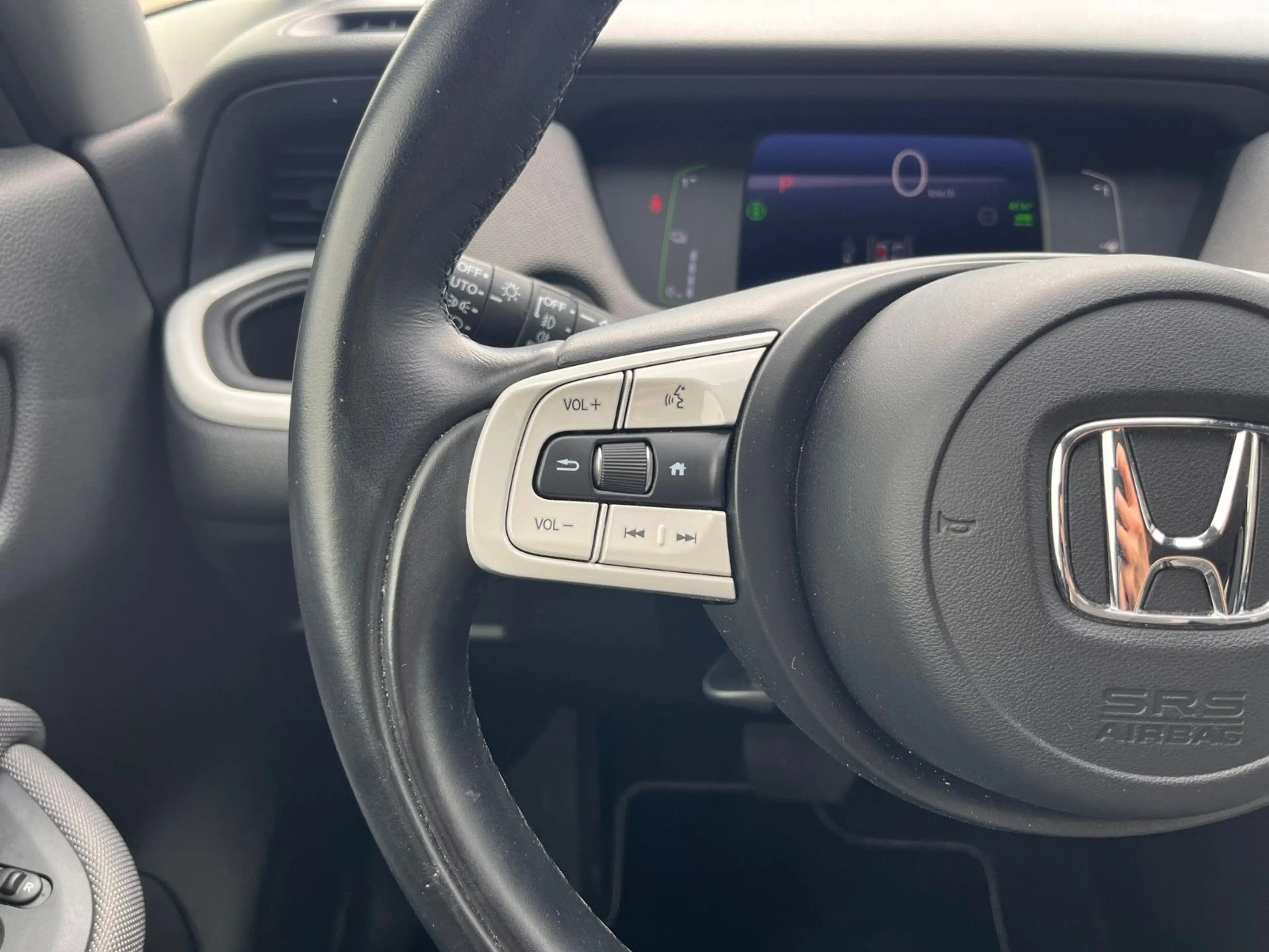 Honda Jazz 1.5 iMMD Crosstar Hybrid BI-COLOR — photo 13