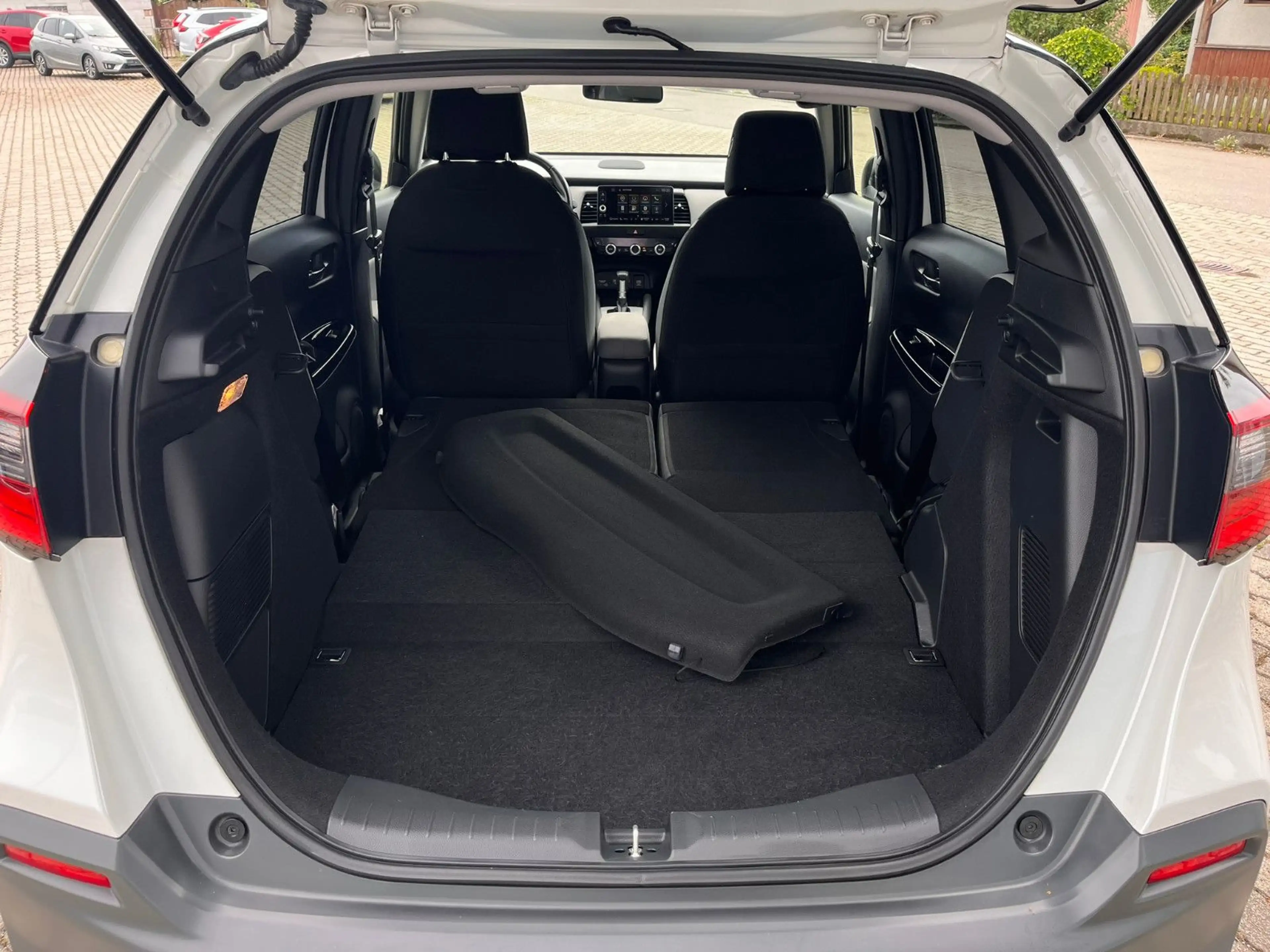 Honda Jazz 1.5 iMMD Crosstar Hybrid BI-COLOR — photo 20