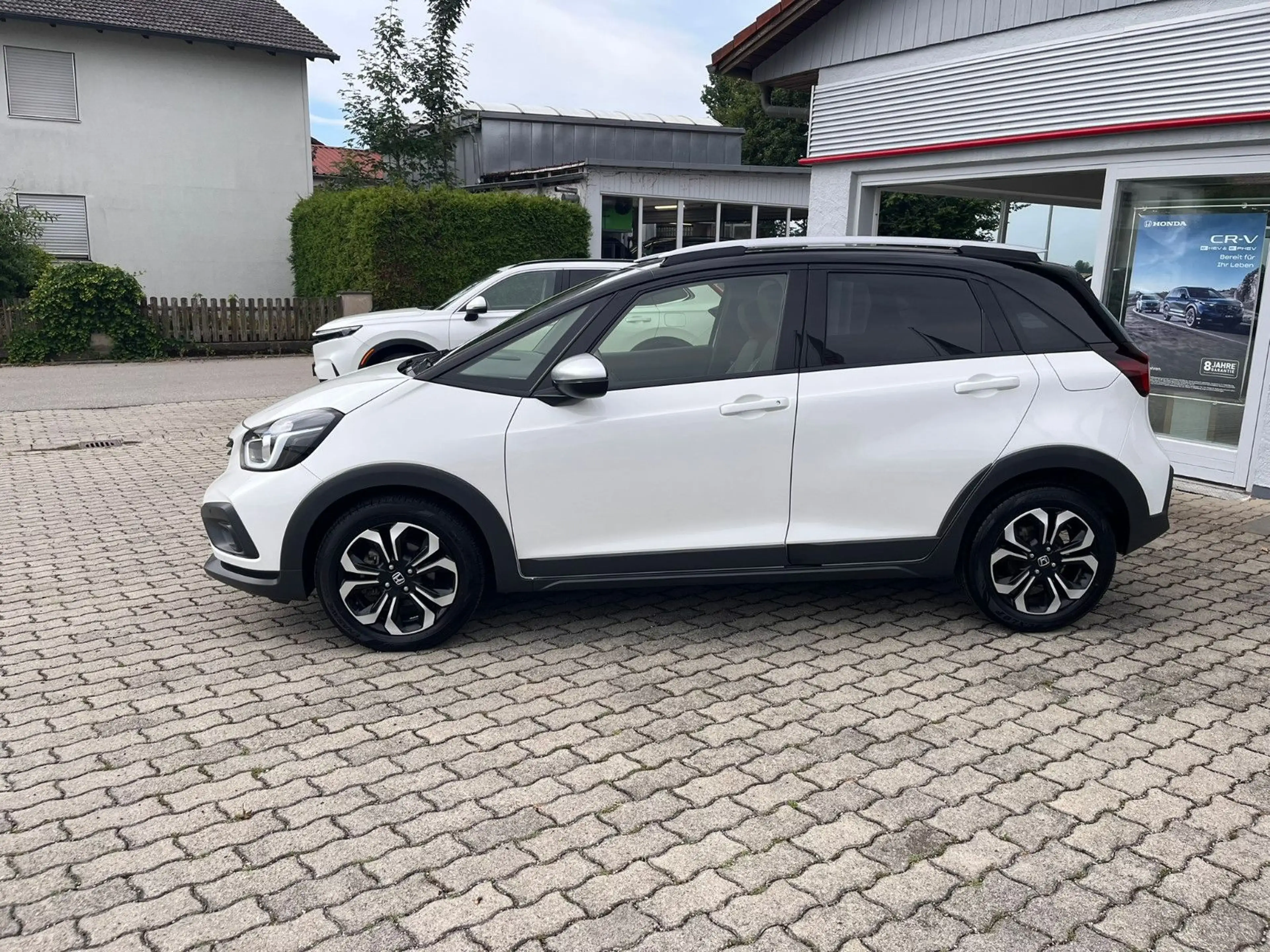 Honda Jazz 1.5 iMMD Crosstar Hybrid BI-COLOR — photo 2