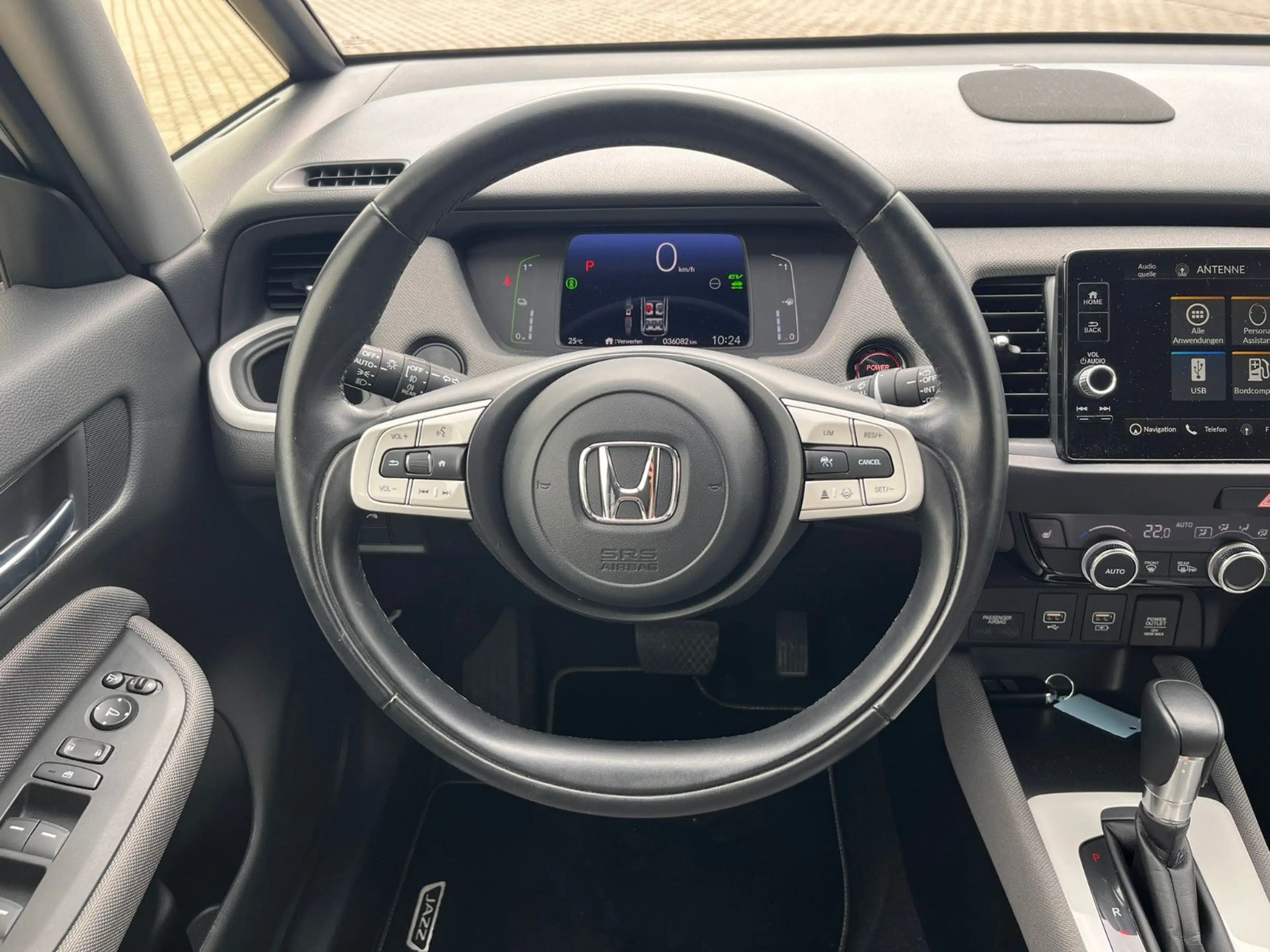Honda Jazz 1.5 iMMD Crosstar Hybrid BI-COLOR — photo 12