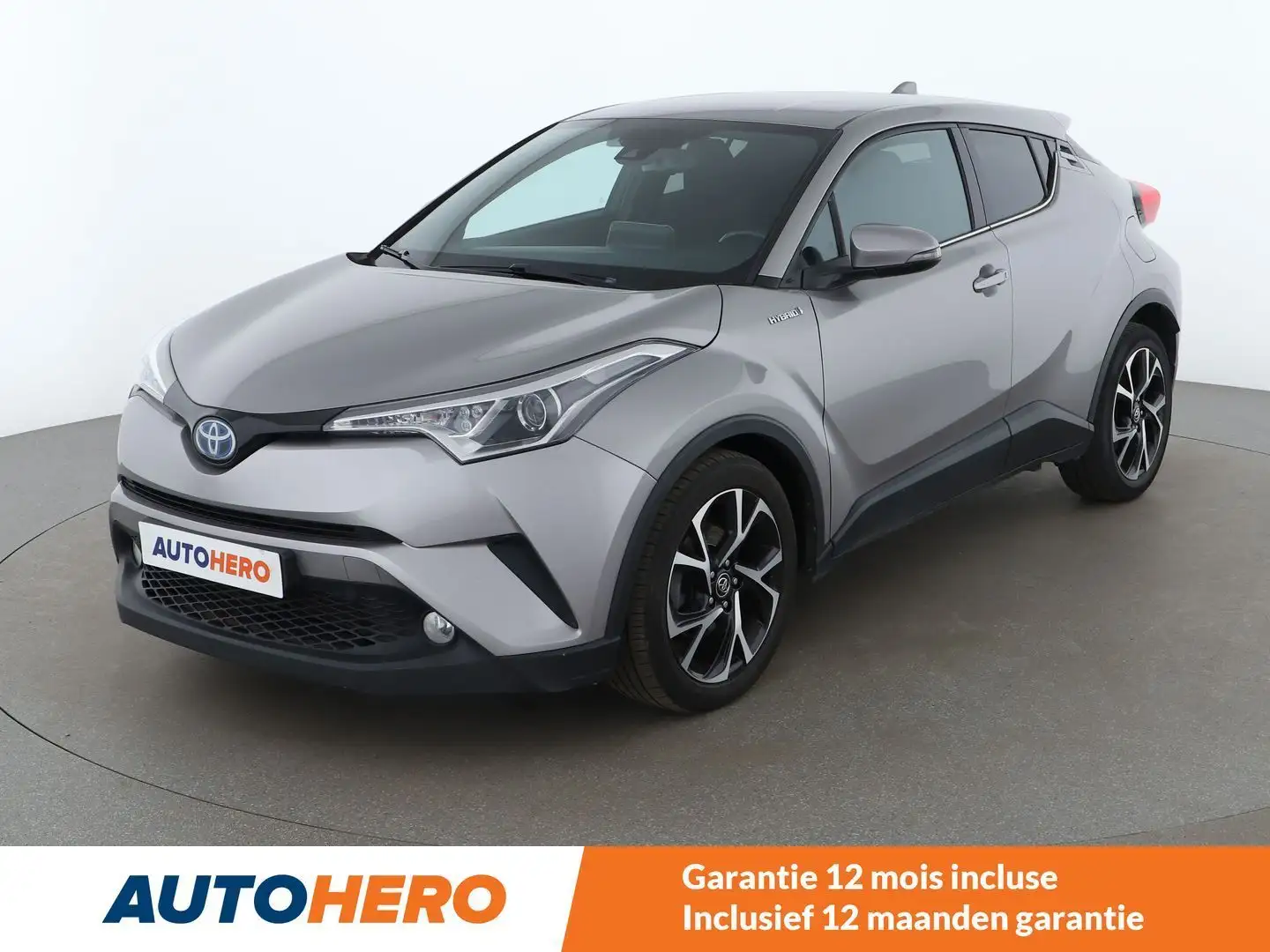 Toyota C-HR 1.8 Hybrid Active Grijs - 1