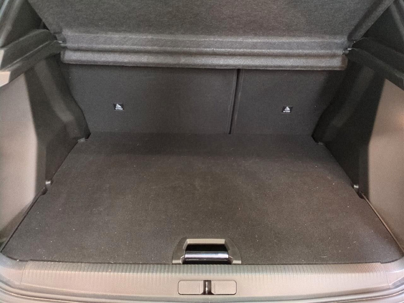 Peugeot 2008 Neuer 2008 GT HYBRID 145 e-DSC6 *SCHIEBEDACH* — photo 8