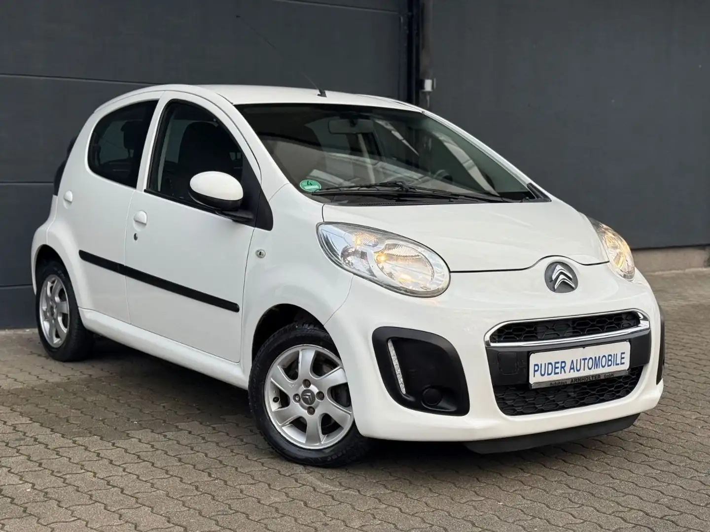 Citroen C1 1.0 Tendance 68PS Automatik 1.Hand Klima TOP Weiß - 1
