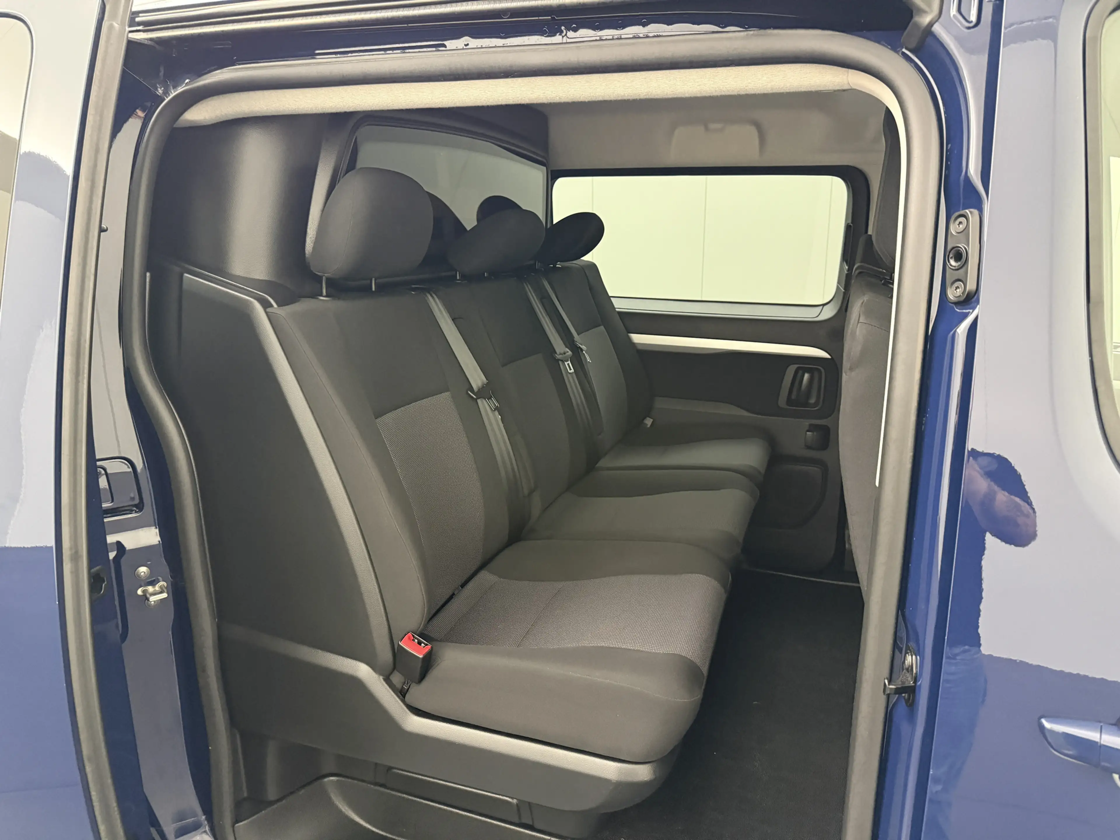 Peugeot Expert 2.0 BlueHDI 120PK Dubbele Cabine 6-Persoons Premiu — photo 22