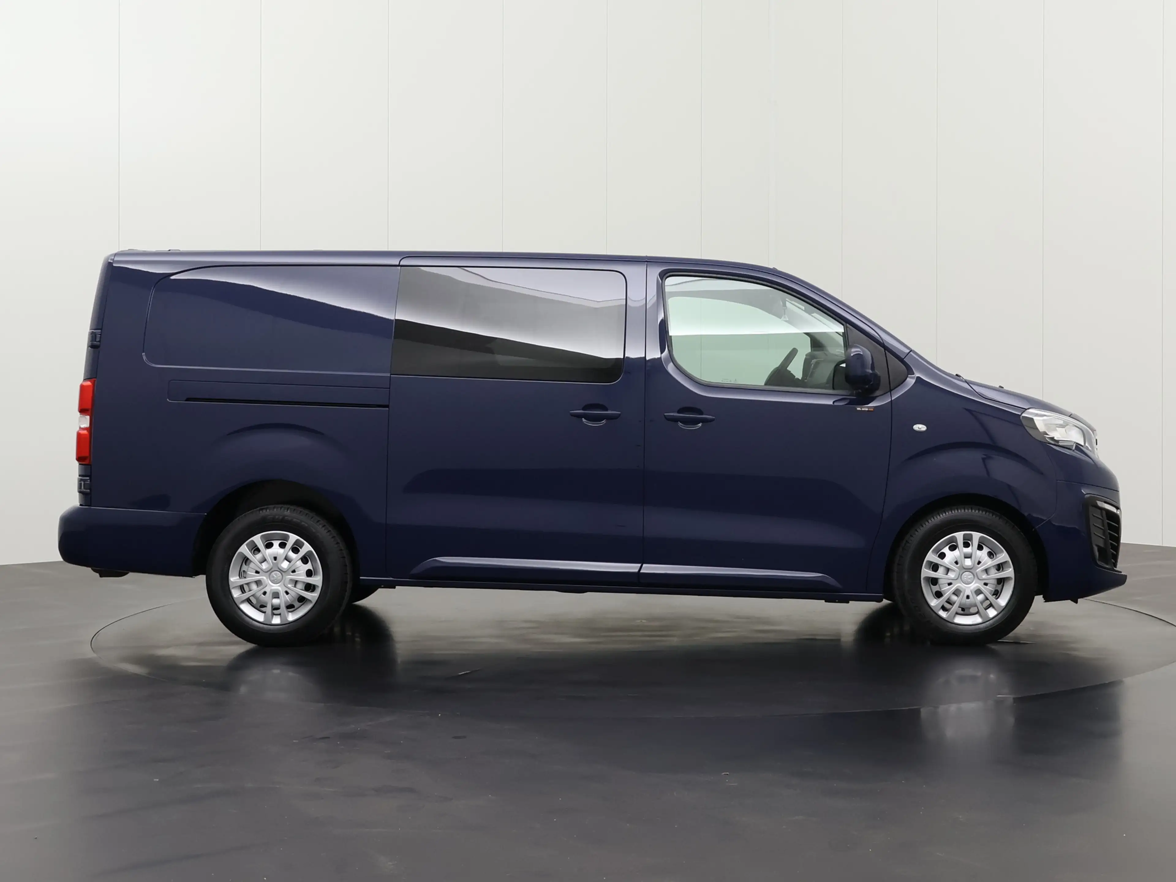 Peugeot Expert 2.0 BlueHDI 120PK Dubbele Cabine 6-Persoons Premiu — photo 13