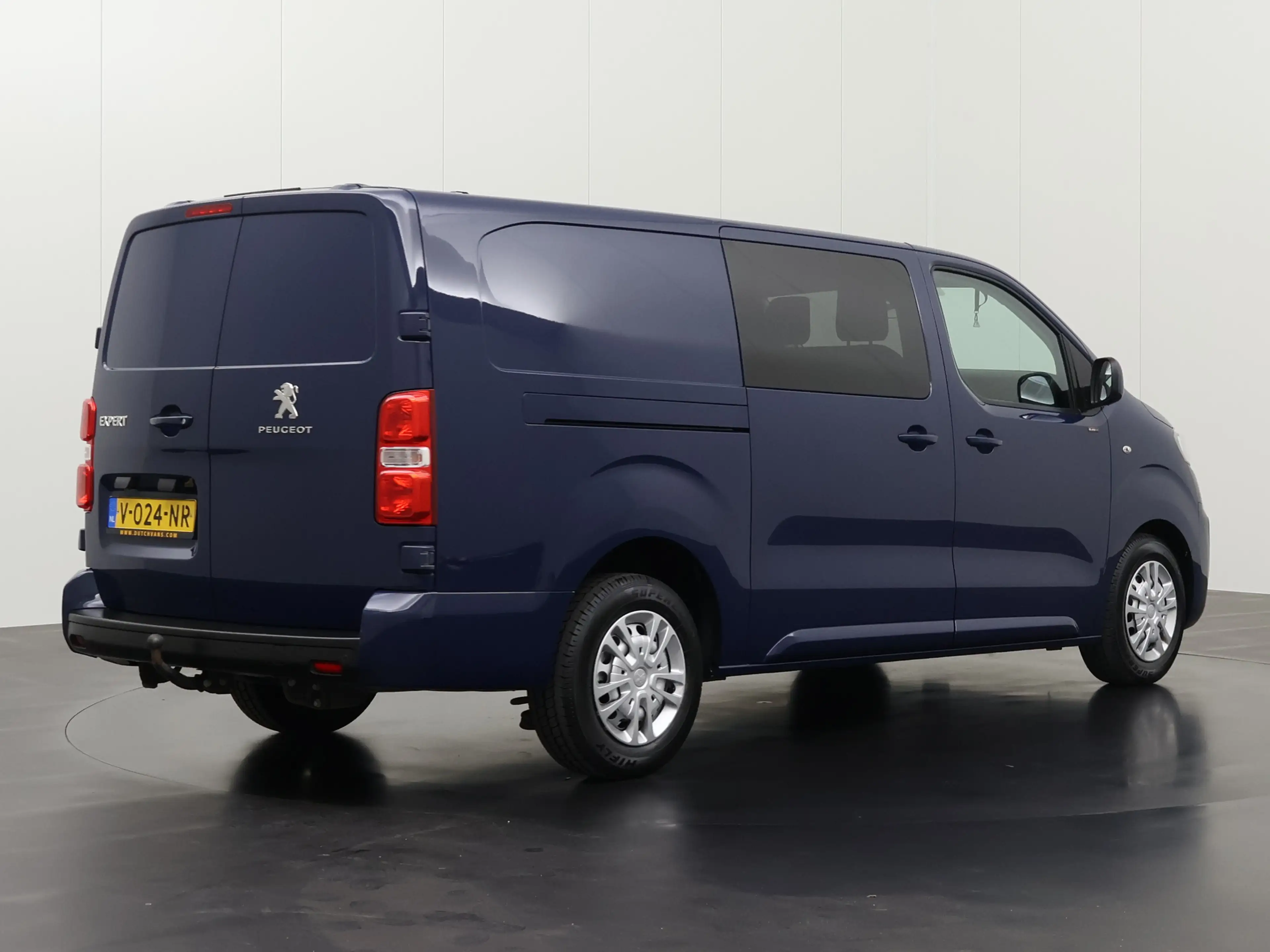 Peugeot Expert 2.0 BlueHDI 120PK Dubbele Cabine 6-Persoons Premiu — photo 2