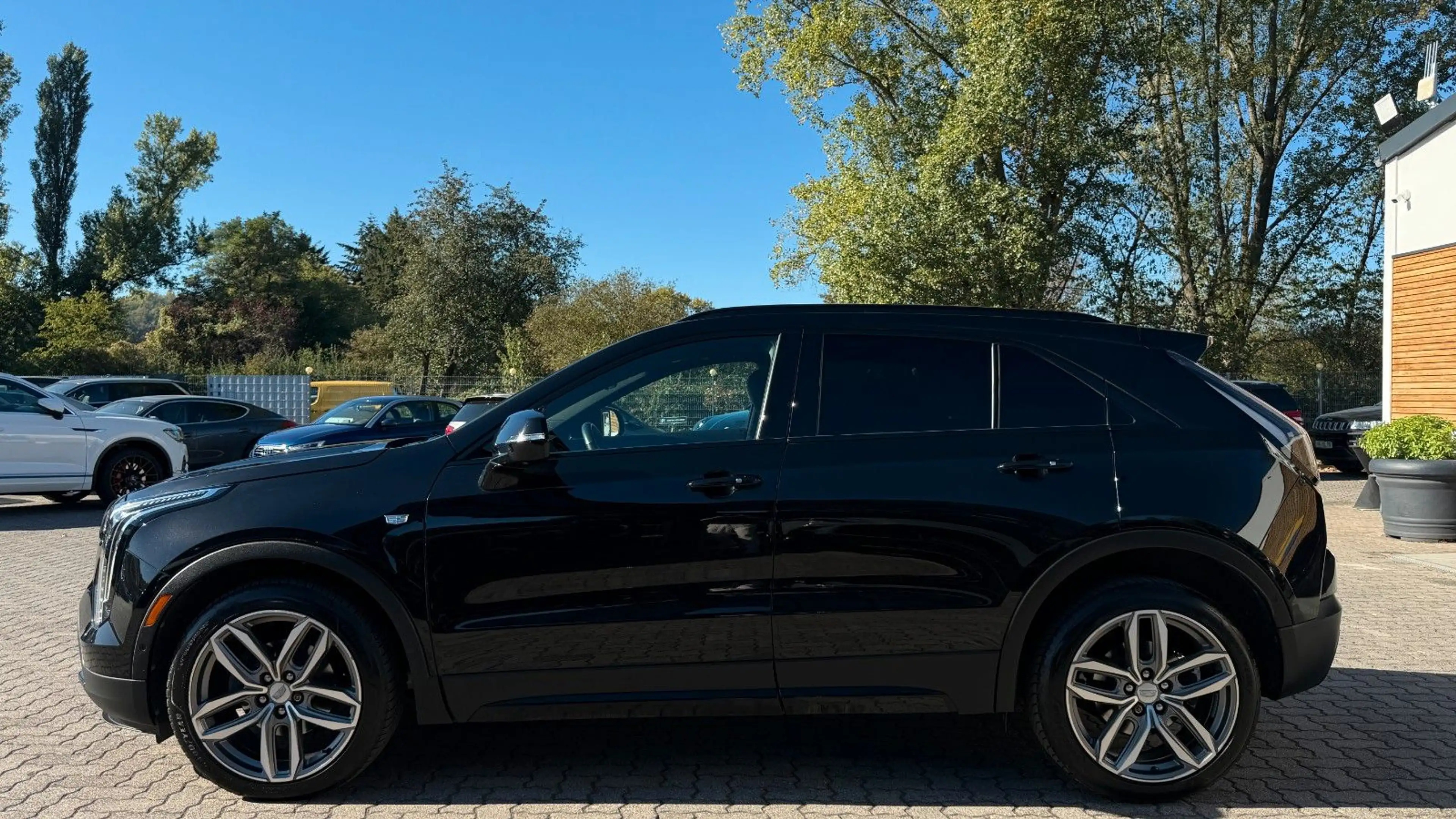 Cadillac XT4 Sport AWD PANO/360°/LEDER/SHZ — photo 6