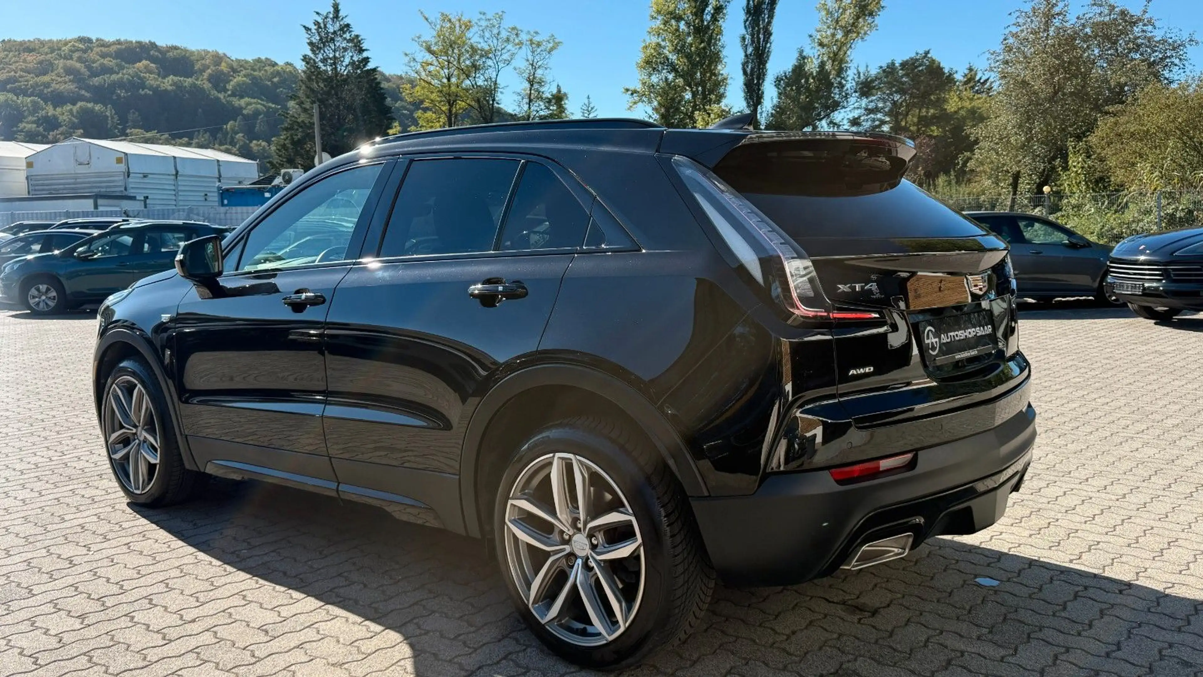 Cadillac XT4 Sport AWD PANO/360°/LEDER/SHZ — photo 4