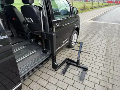 Annonce voiture d'occasion Volkswagen T5 Multivan - CARADIZE