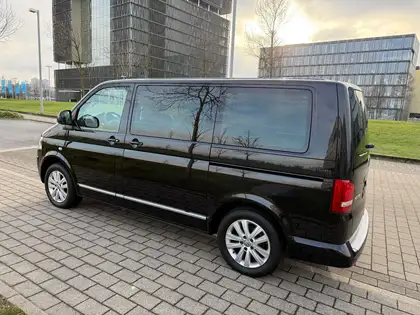 Annonce voiture d'occasion Volkswagen T5 Multivan - CARADIZE