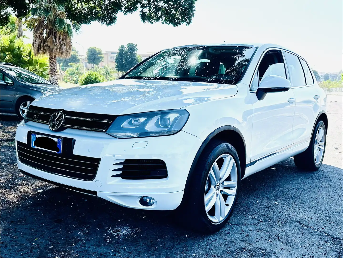 Volkswagen Touareg 3.0 V6 tdi Executive 245cv tiptronic Bianco - 2