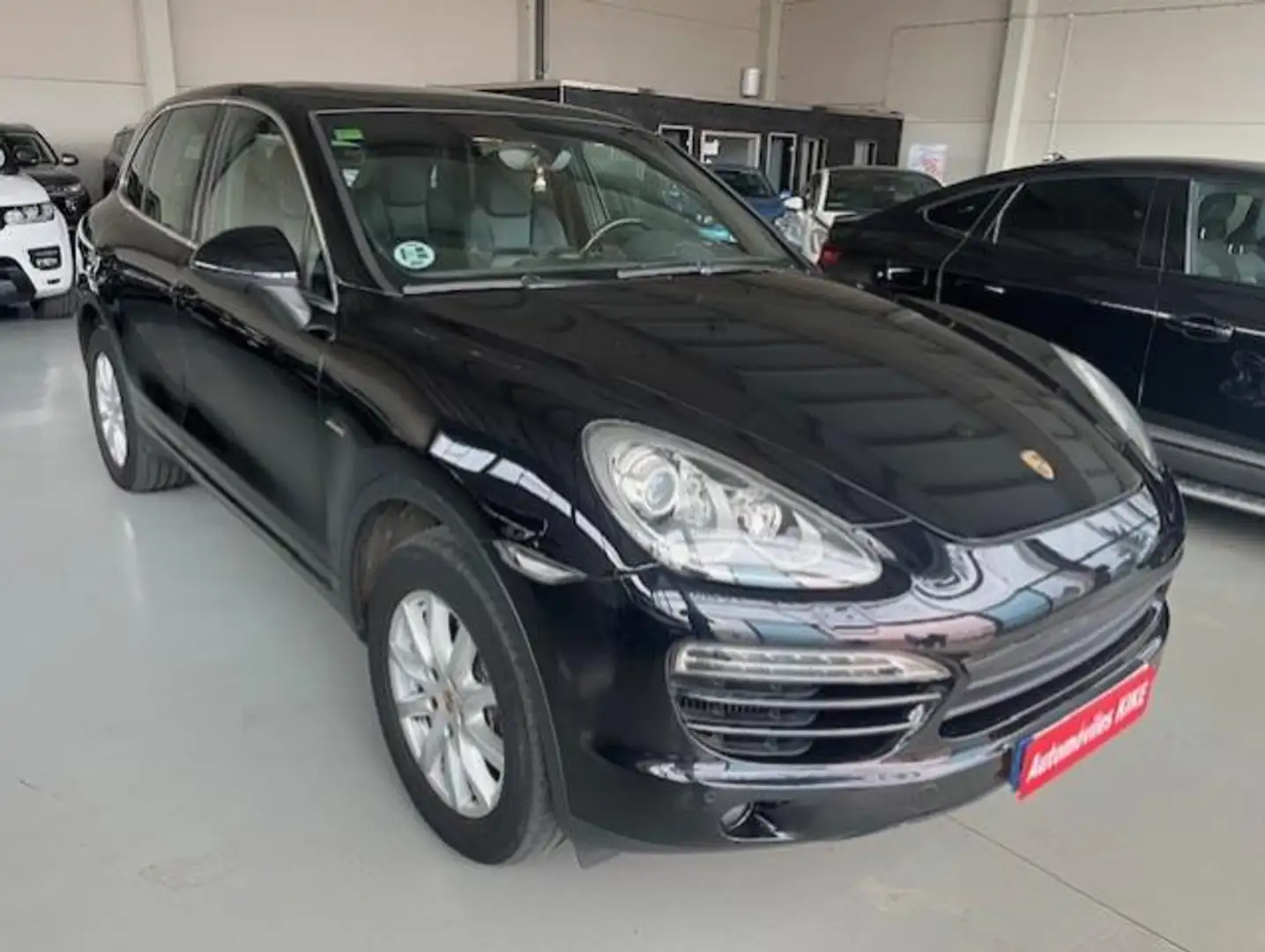 Porsche Cayenne Todoterreno 184cv Automático de 5 Puertas - 2