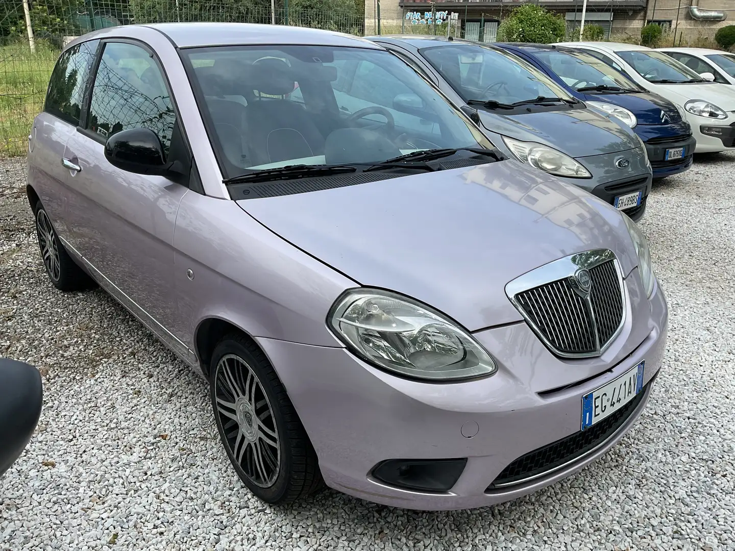 Lancia Ypsilon 1.2 8v Elle 69cv - 2