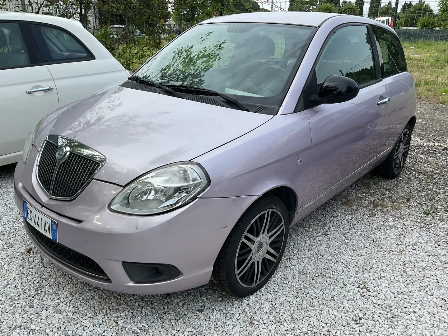 Lancia Ypsilon 1.2 8v Elle 69cv - 1