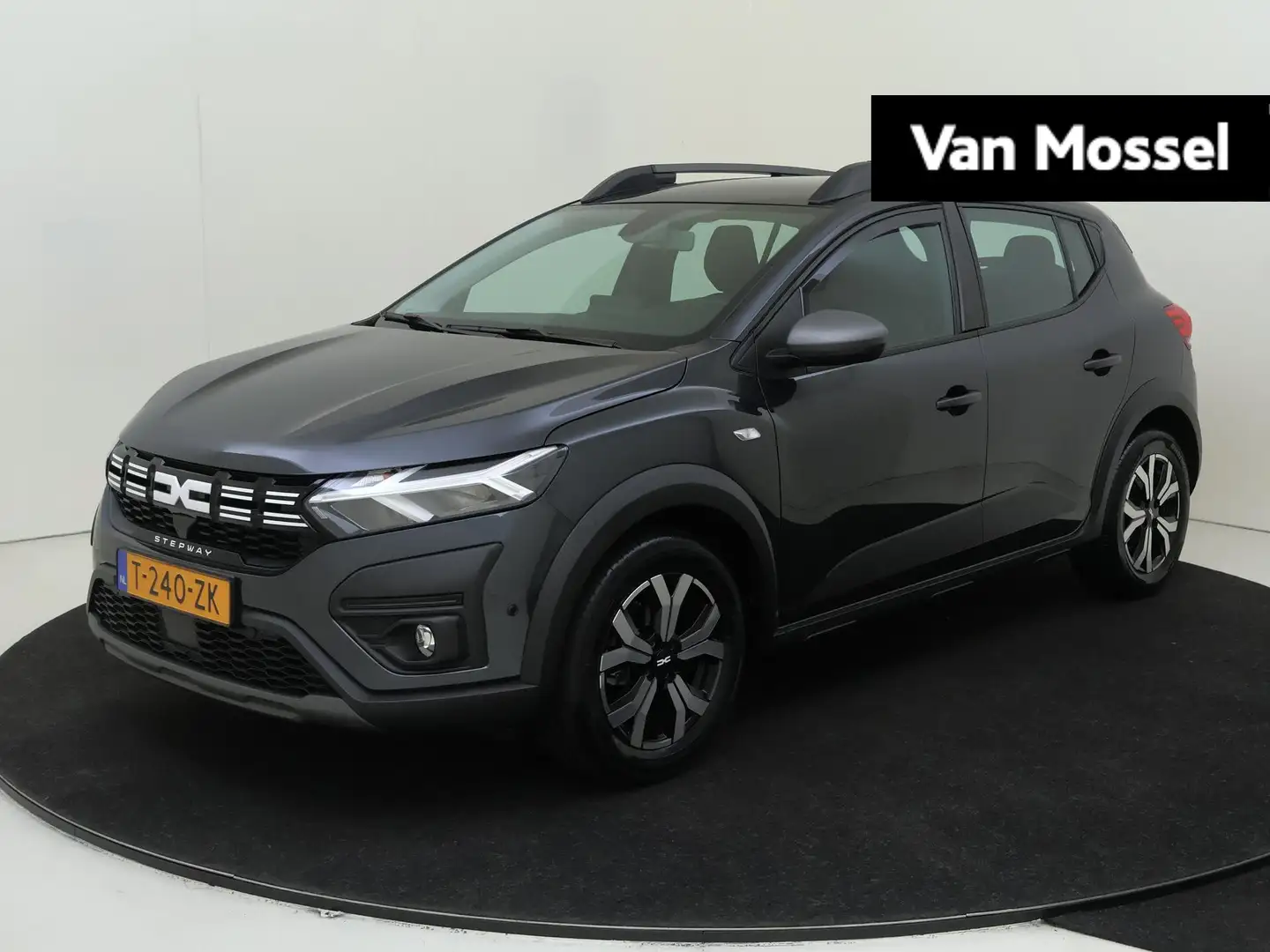 Dacia Sandero Stepway 1.0 TCe 100 ECO-G Up&Go Camera | LM velgen Gris - 1