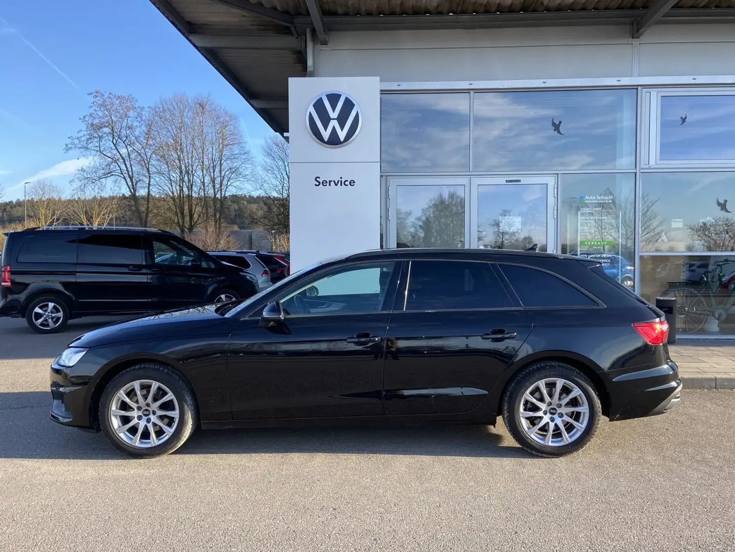 Audi A4 Avant 35 2.0 TFSI S-tronic AHK+NAVI+LED+SHZ+P Schwarz - 2