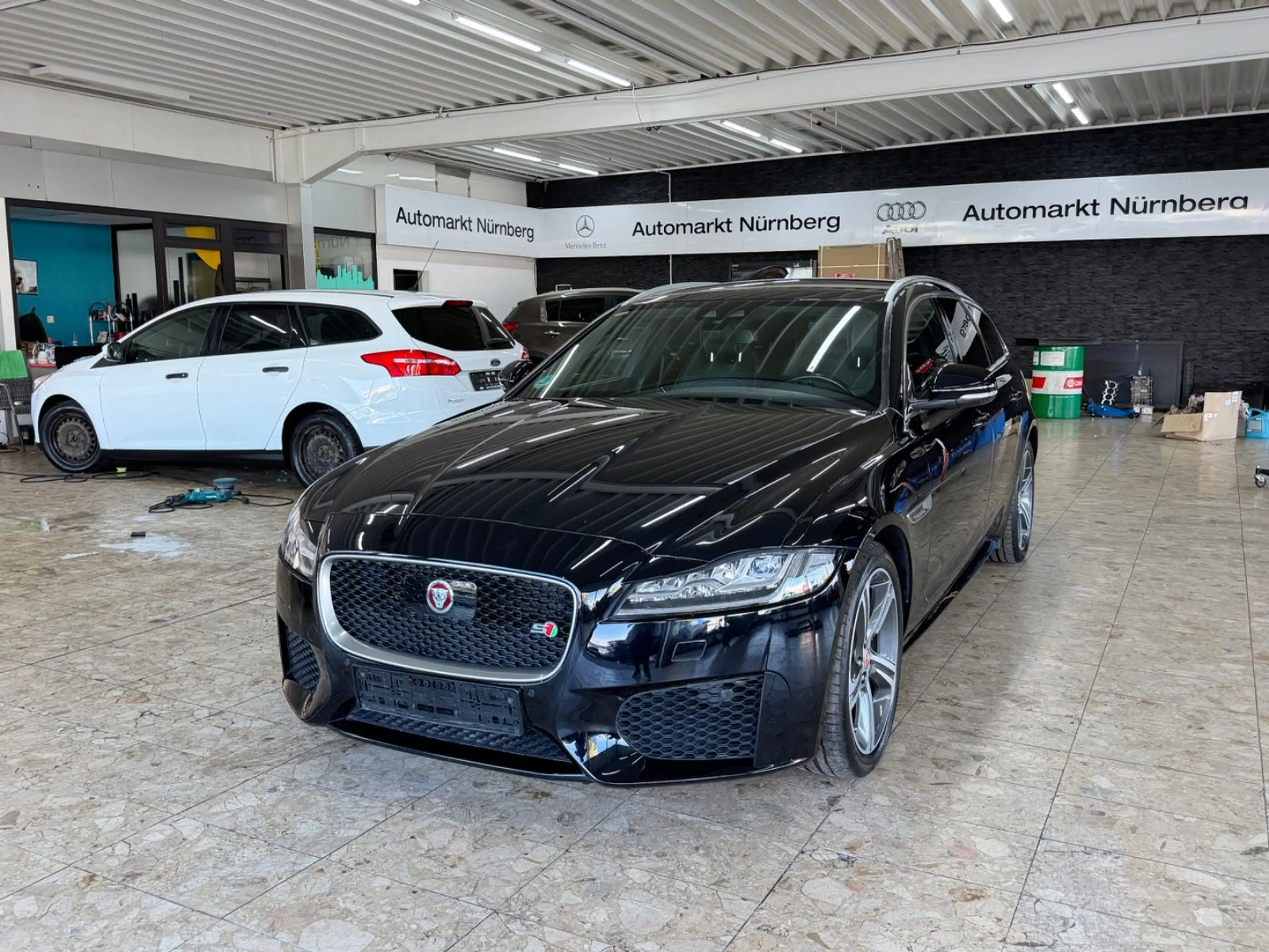 Jaguar XF S 3.0 Sportbrake First Edition Top Zustand