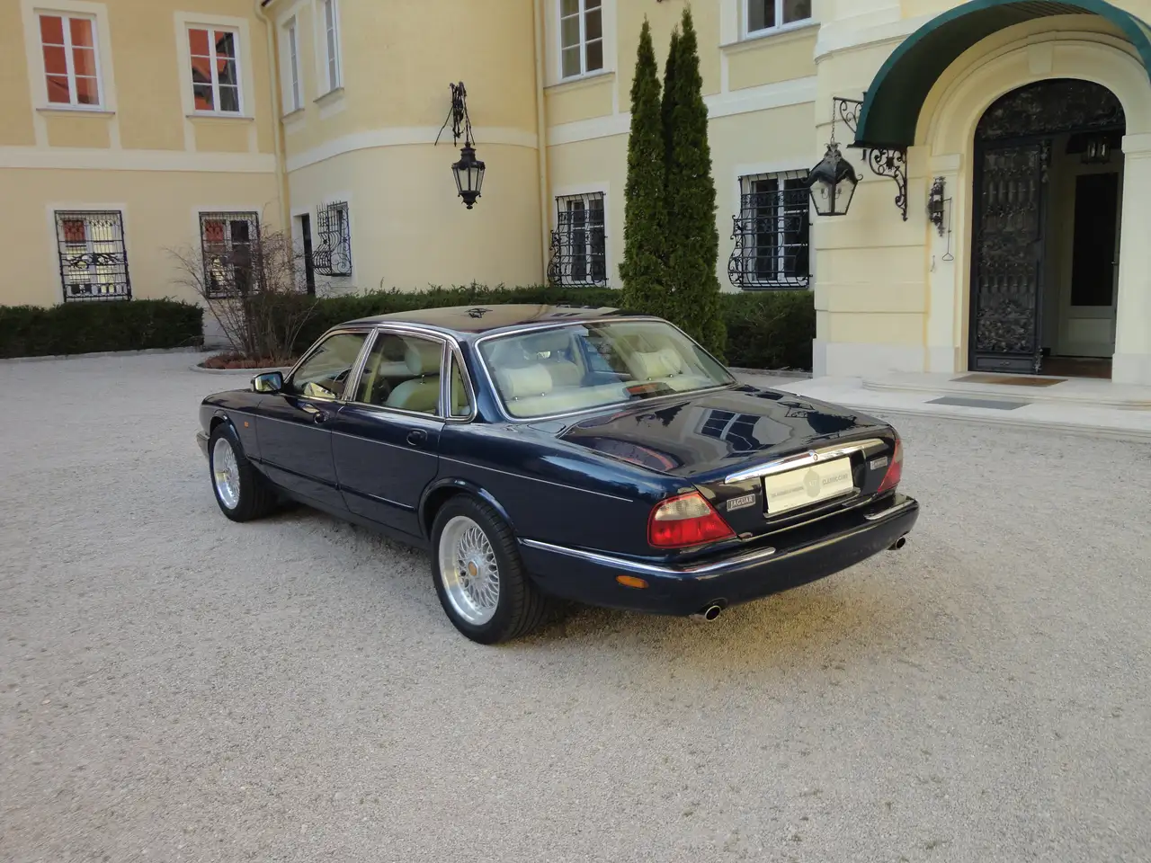 Jaguar XJ8 3,2 Executive, foto 5