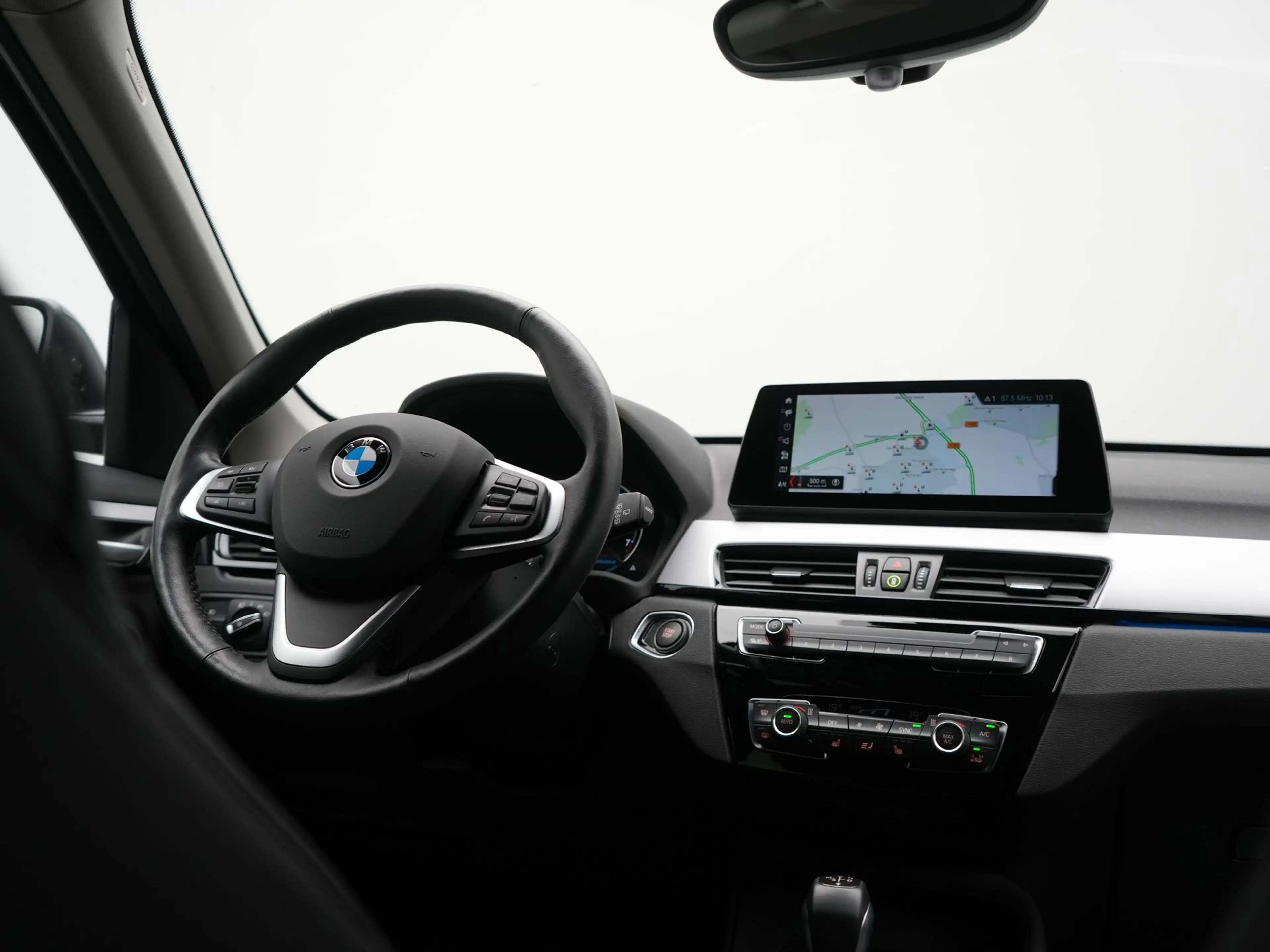 BMW X1 xDrive25e Advantage PHEV 221pk Dealer O.H | SOH 87 — photo 11