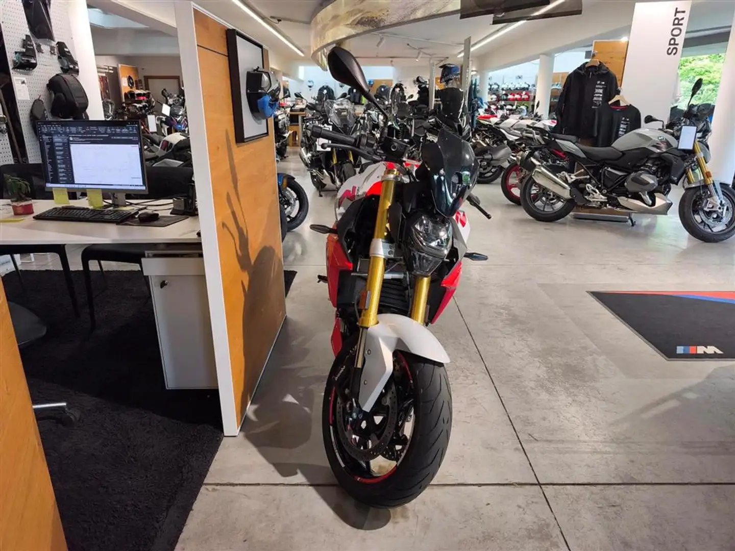 BMW F 900 R 0 Zilver - 2