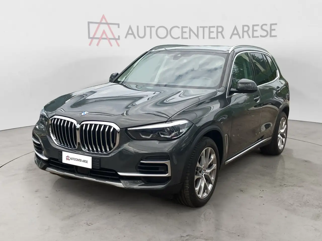 BMW X5 xdrive30d mhev 48V xLine auto