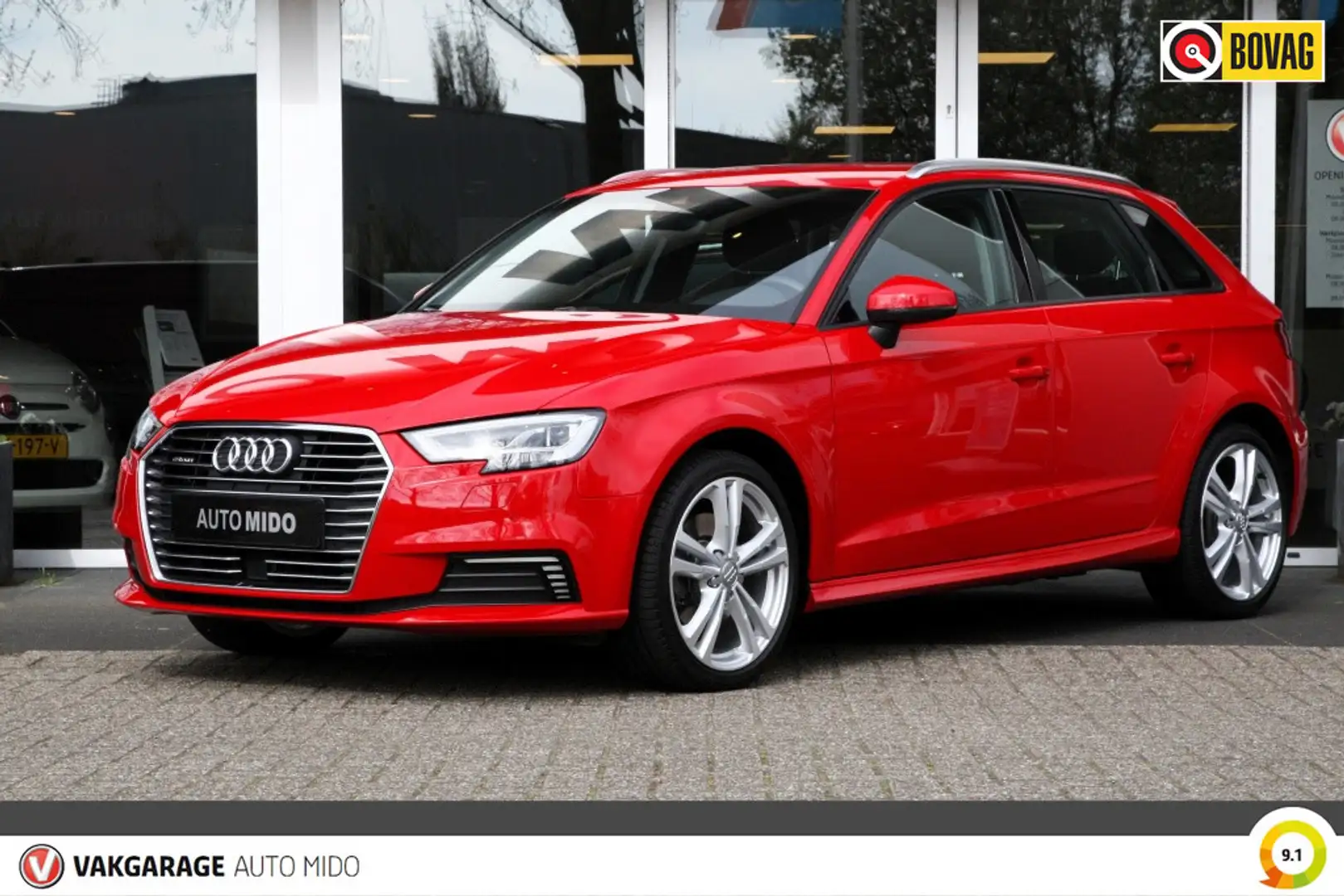 Audi A3 Sportback 40 e-tron Advance Sport -virtual cockpit Rood - 1