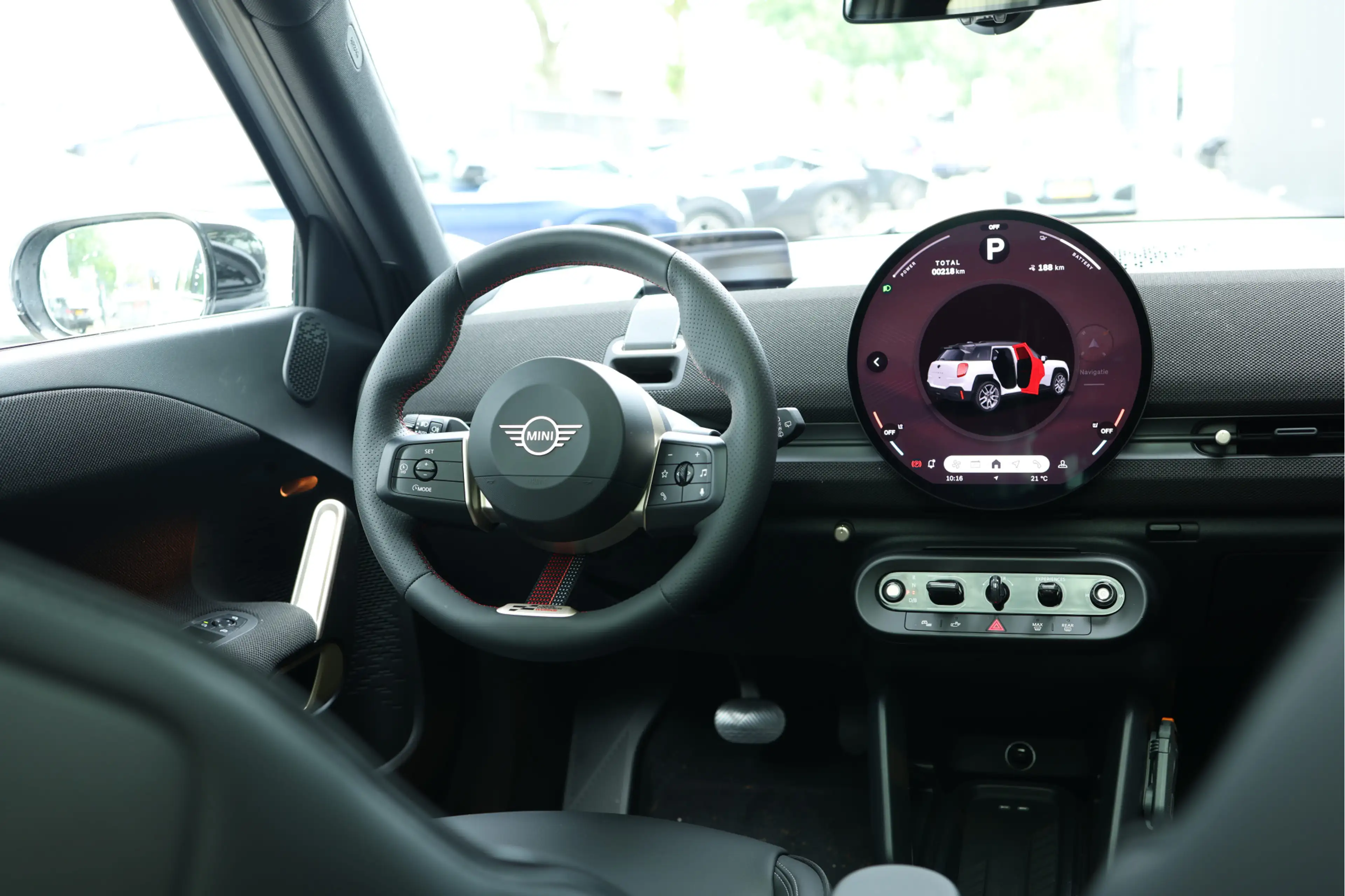 MINI Aceman E John Cooper Works Pakket M 42.5 kWh | Panoramada — photo 3