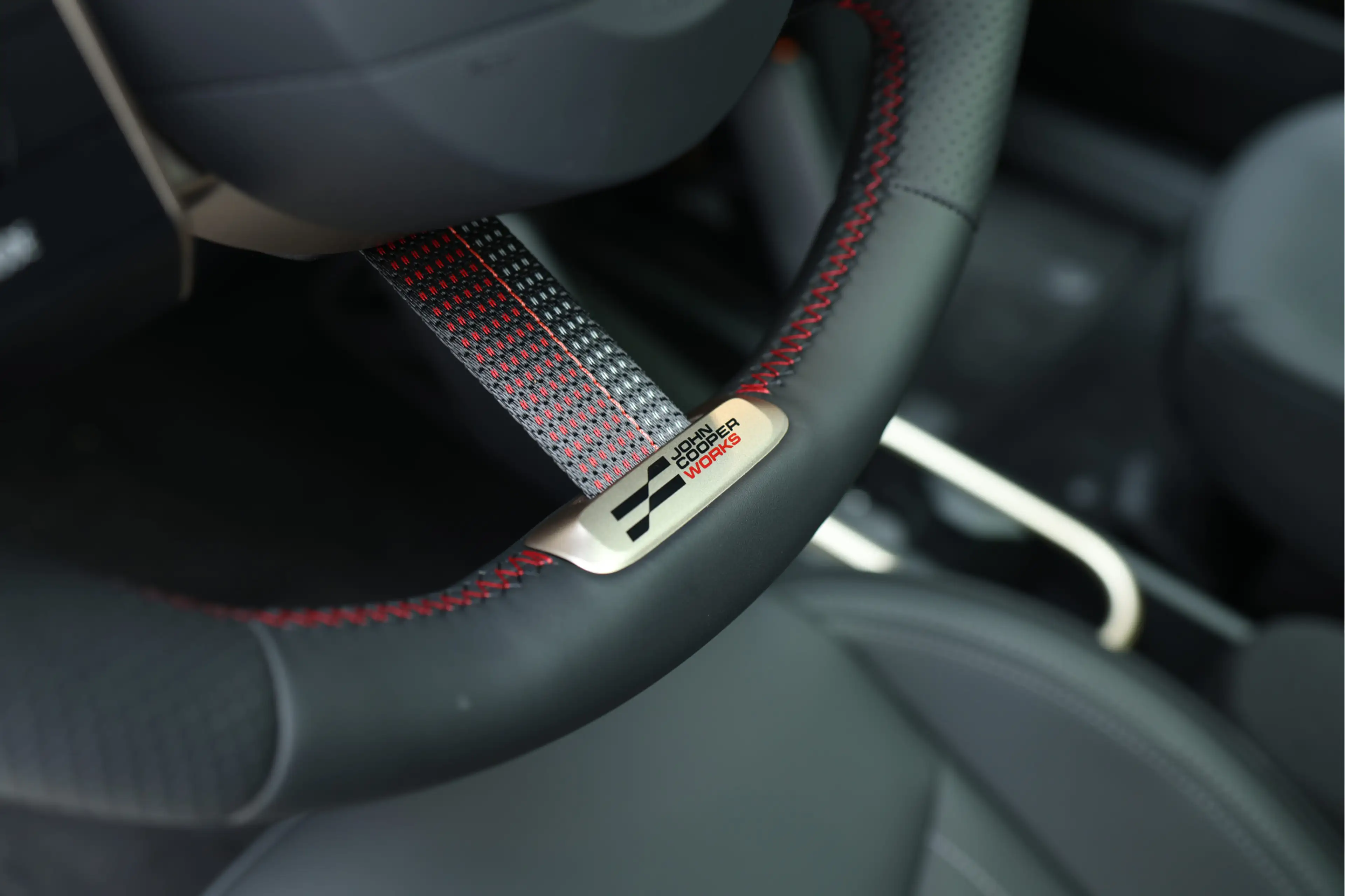 MINI Aceman E John Cooper Works Pakket M 42.5 kWh | Panoramada — photo 11