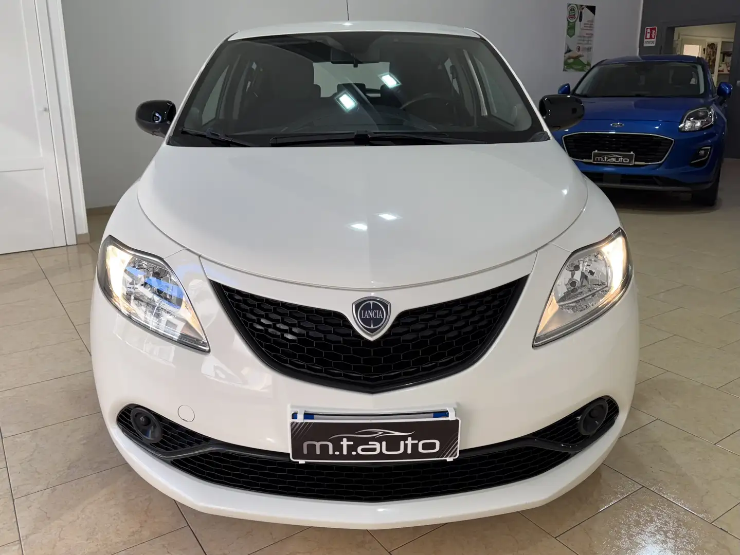 Lancia Ypsilon 1.2 Gold 69cv Bianco - 2