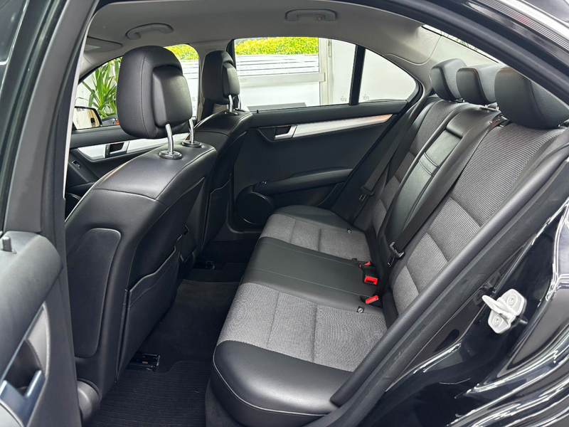 Mercedes-Benz C 180 CGI Automatik*Avantgarde*AHK*Leder*Navi — photo 13