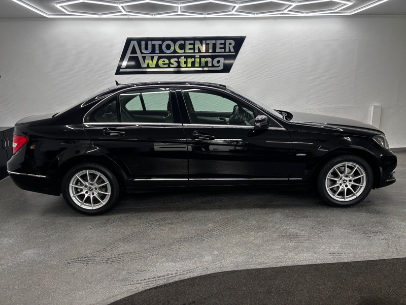 Mercedes-Benz C 180 CGI Automatik*Avantgarde*AHK*Leder*Navi — photo 2
