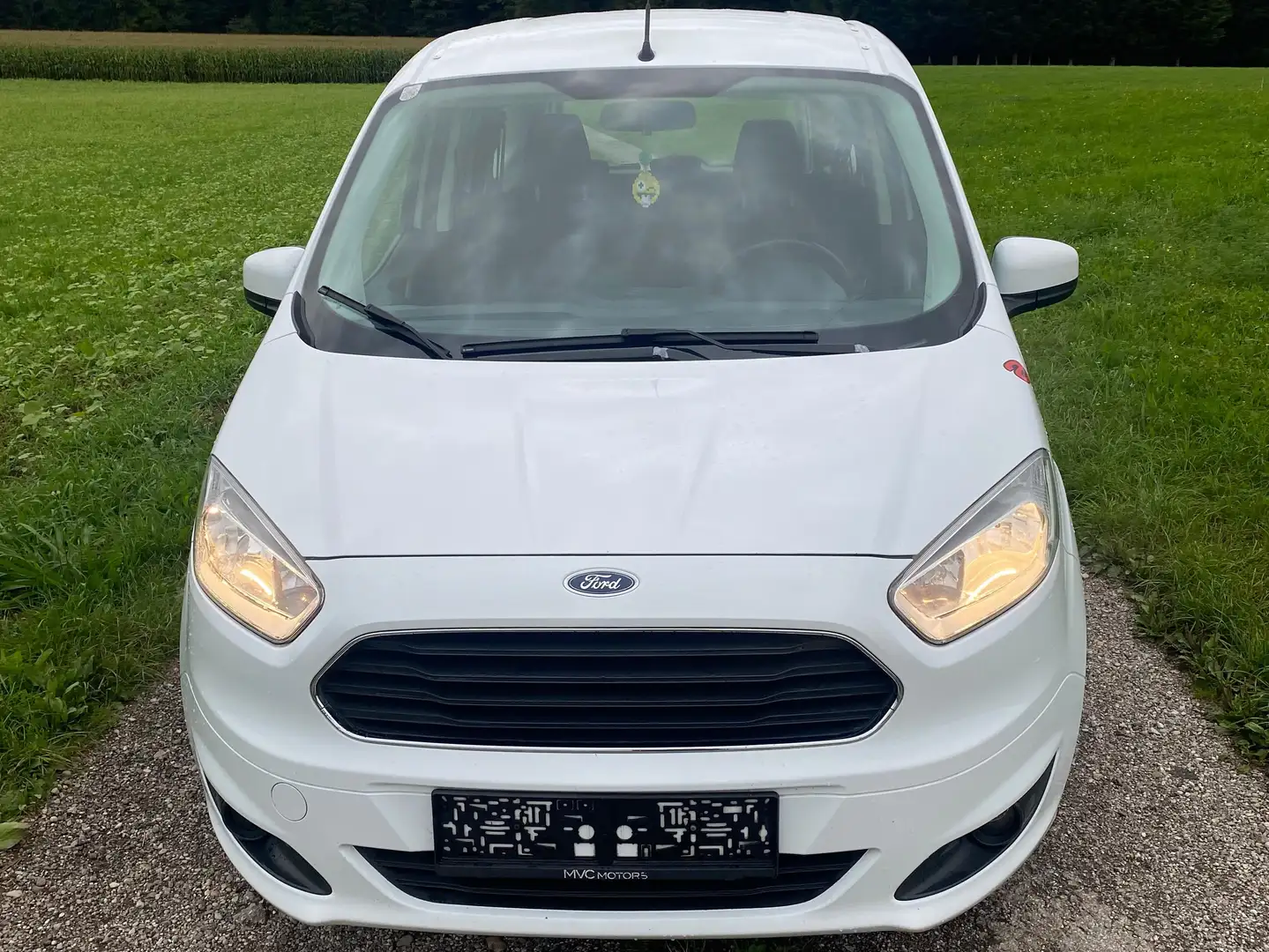 Ford Tourneo Courier Tourneo Courier 1,6 TDCi Weiß - 2