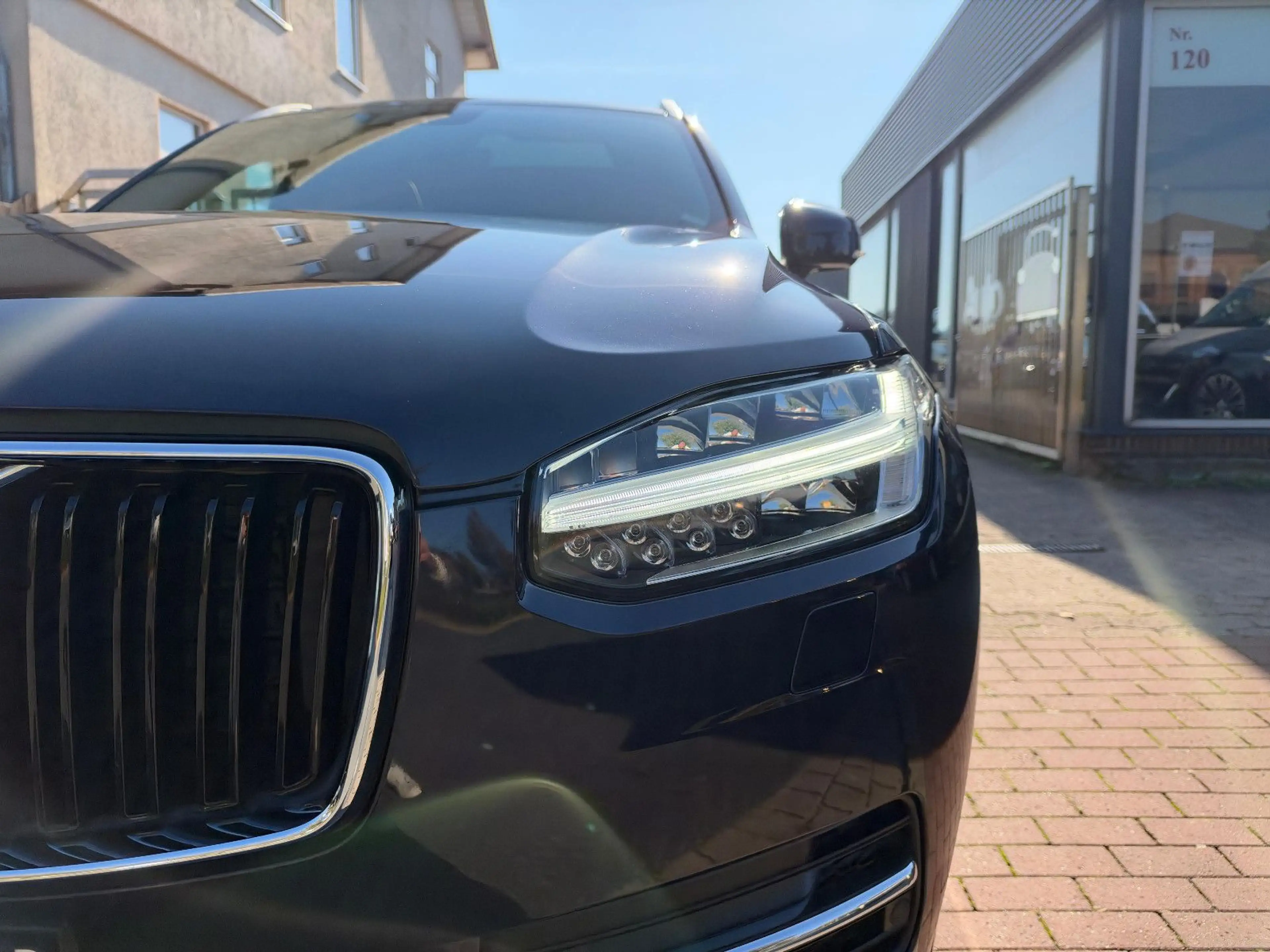 Volvo XC90 Momentum AWD|7-Sitzer|Automatik| — photo 3